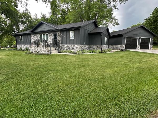408 N Main Street , Hendricks, MN 56136