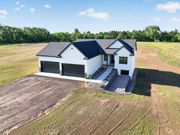 13437 295th Avenue NW, Princeton, MN 55371