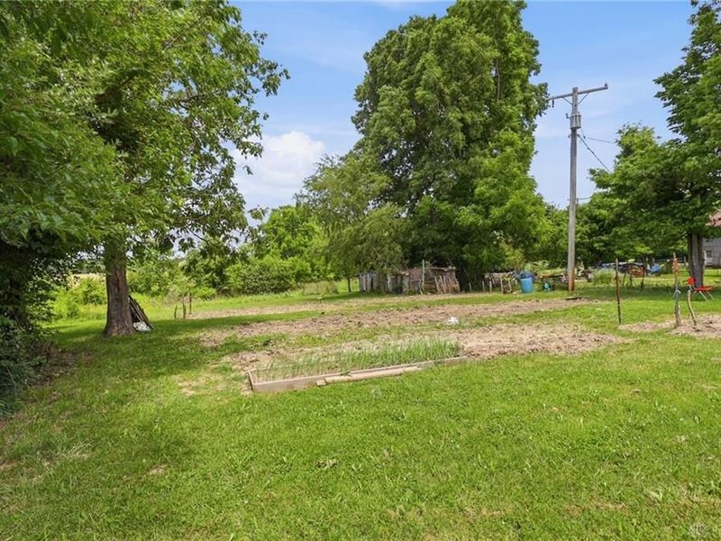 12220 Dille Road, Bethel Township, OH 45344 Photo 14
