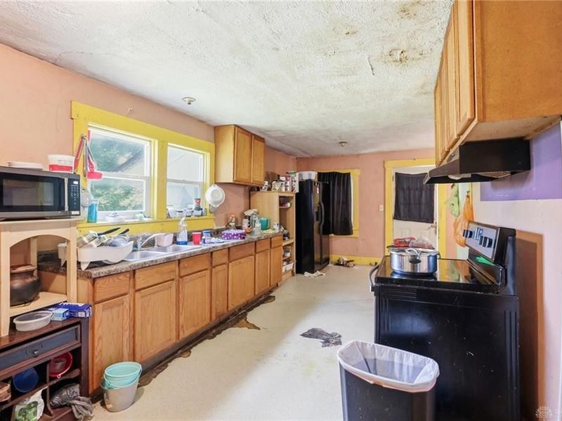 12220 Dille Road, Bethel Township, OH 45344 Photo 6