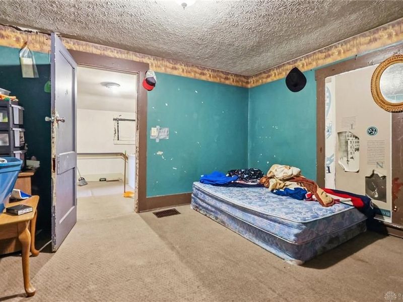 12220 Dille Road, Bethel Township, OH 45344 Photo 9