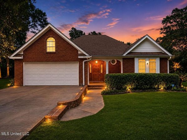 376 Lakeview Boulevard, Biloxi, MS 39531