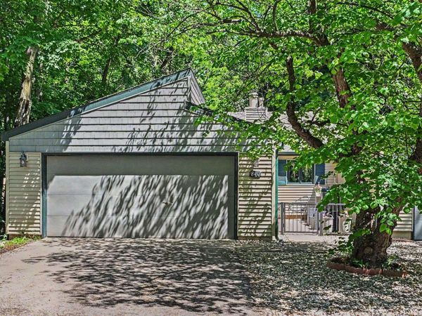 840 Trailridge East, Mishawaka, IN 46544