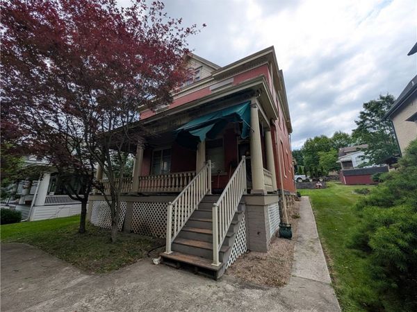 211 Wills Rd, Connellsville, PA 15425