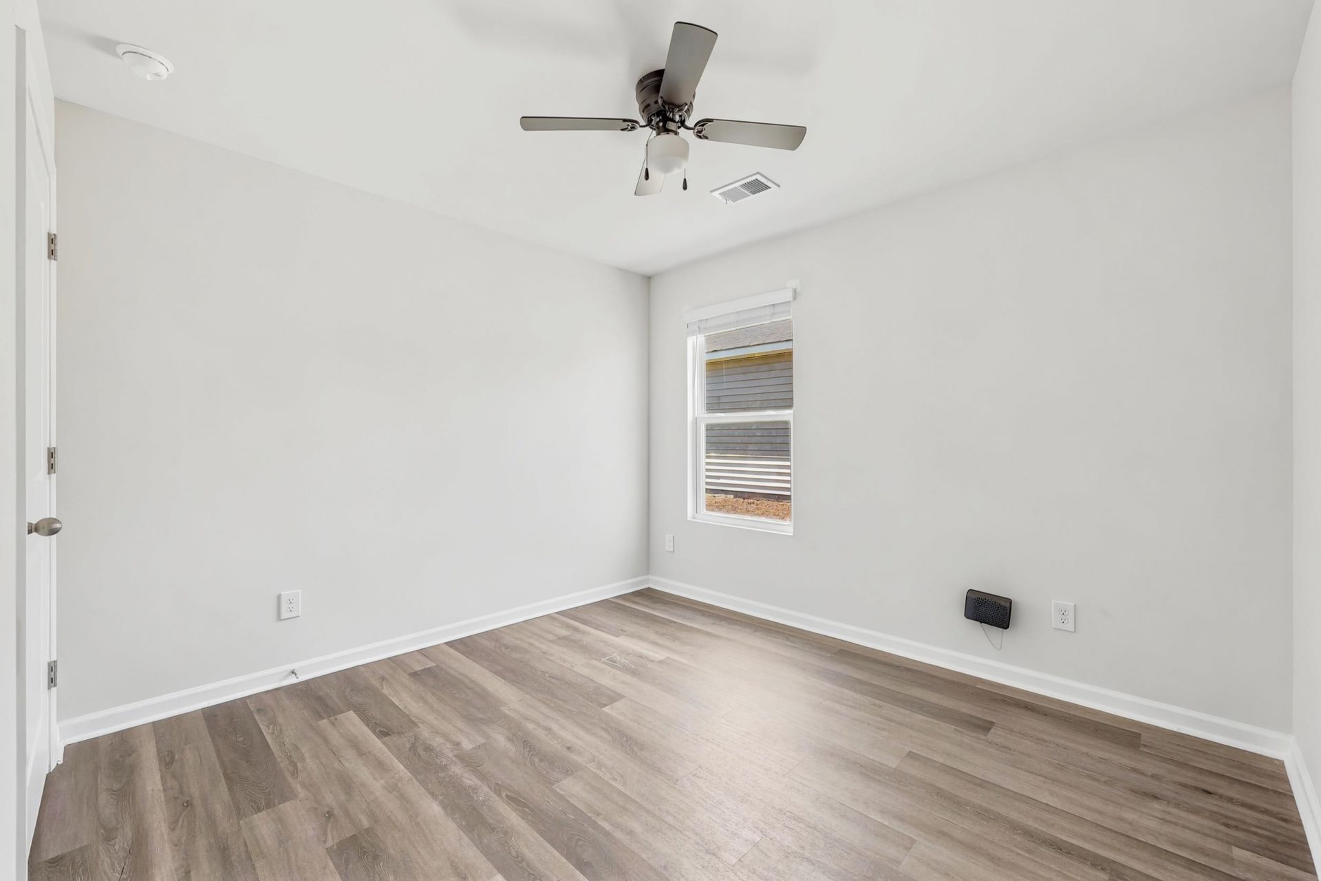 250 Hollandbush Dr.  Photo 11