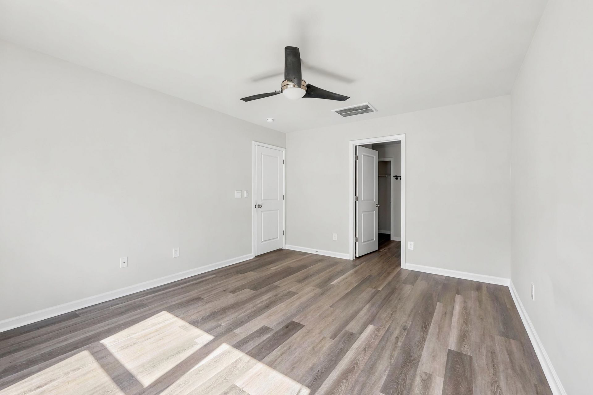 250 Hollandbush Dr.  Photo 16