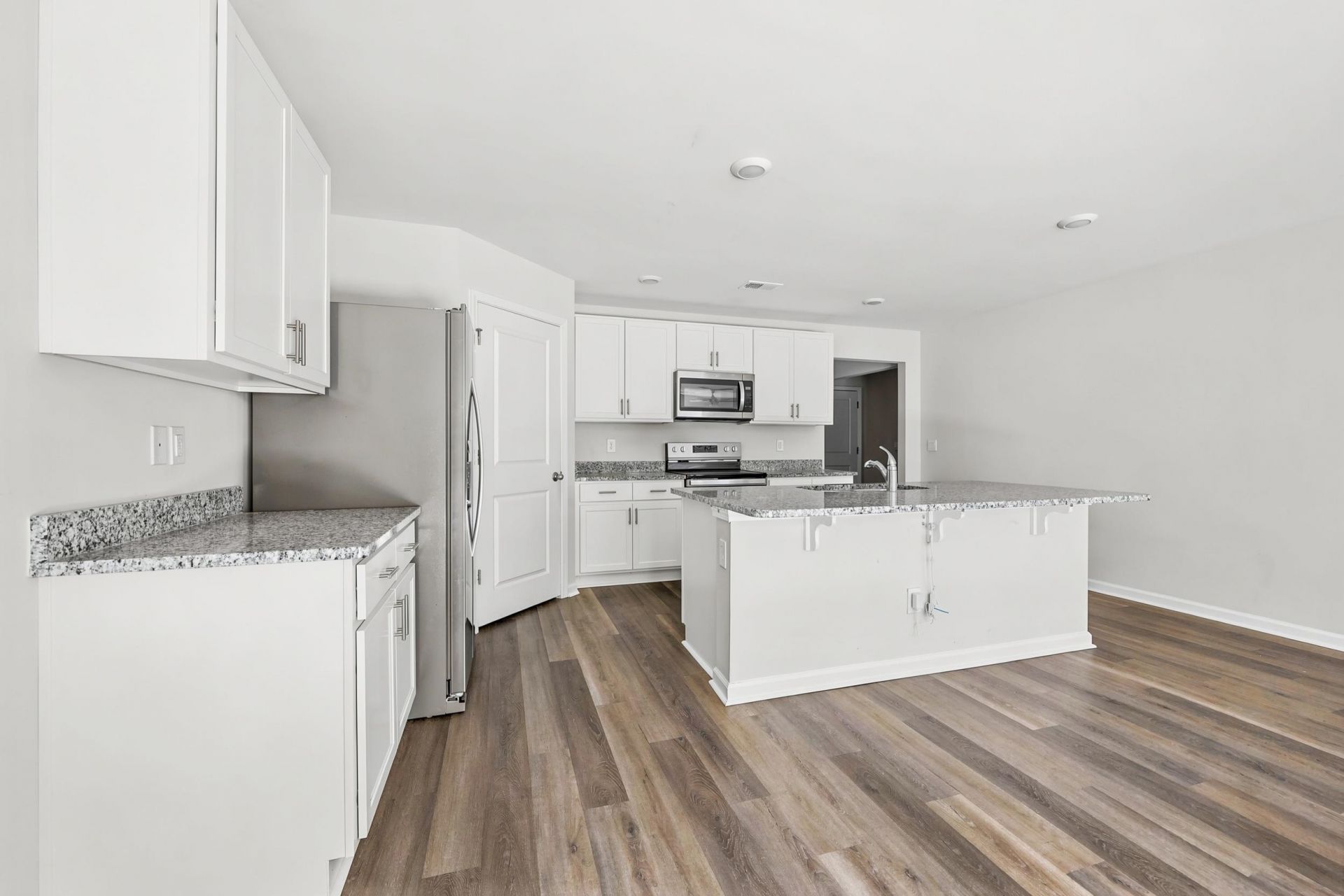 250 Hollandbush Dr.  Photo 21