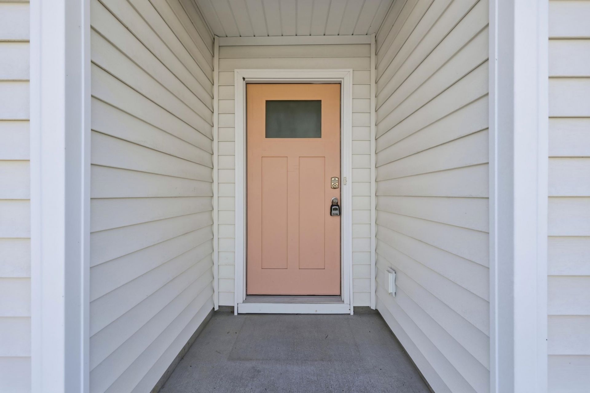 250 Hollandbush Dr.  Photo 5