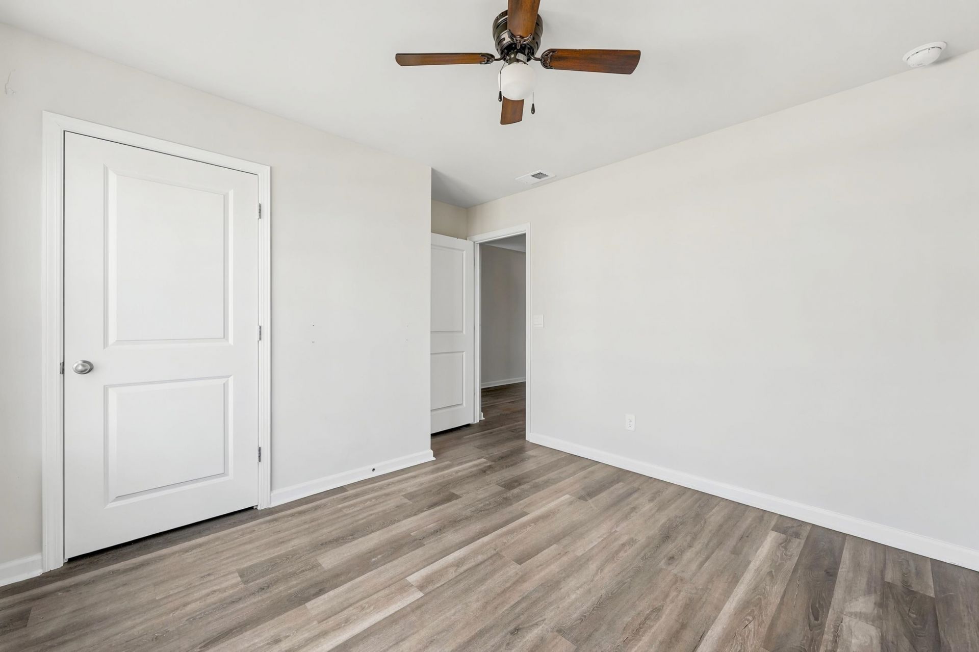 250 Hollandbush Dr.  Photo 9