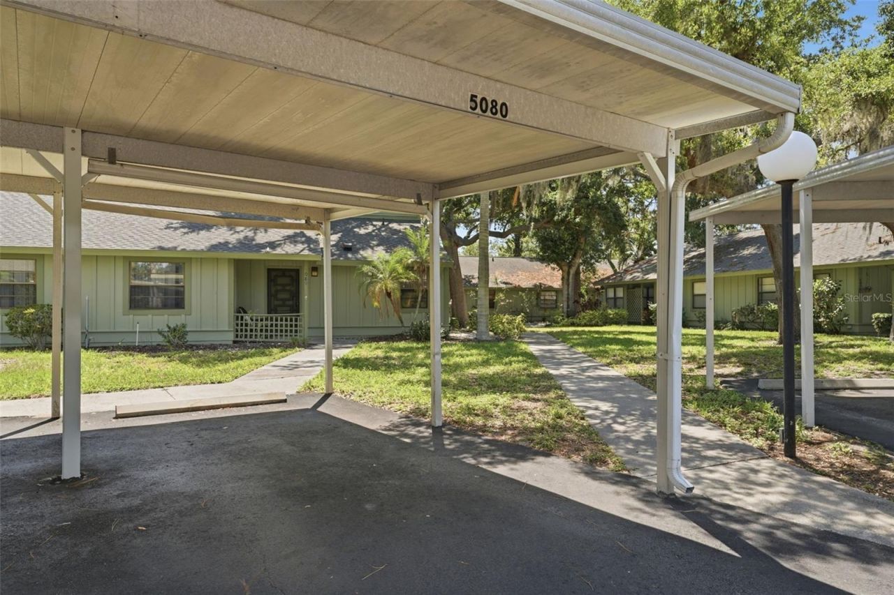 5080 Barrington Circle, Unit 3102, Sarasota, FL 34234 Photo