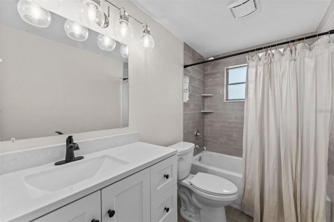 5501 Denver Street Ne, Saint Petersburg, FL 33703 Photo