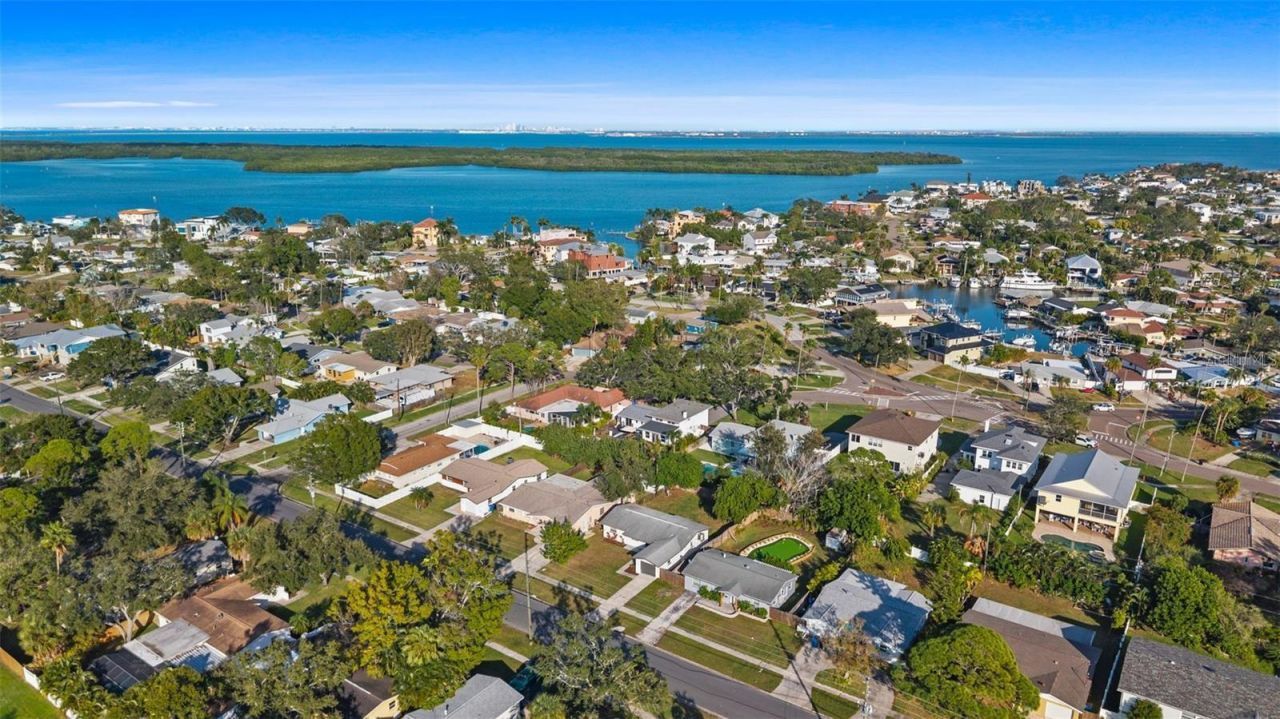 5501 Denver Street Ne, Saint Petersburg, FL 33703 Photo