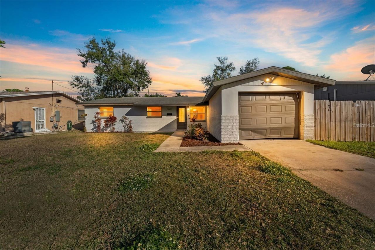 5501 Denver Street Ne, Saint Petersburg, FL 33703 Photo