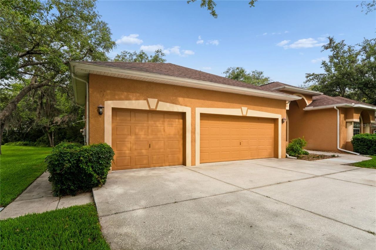18915 Bascomb Lane , Hudson, FL 34667 Photo