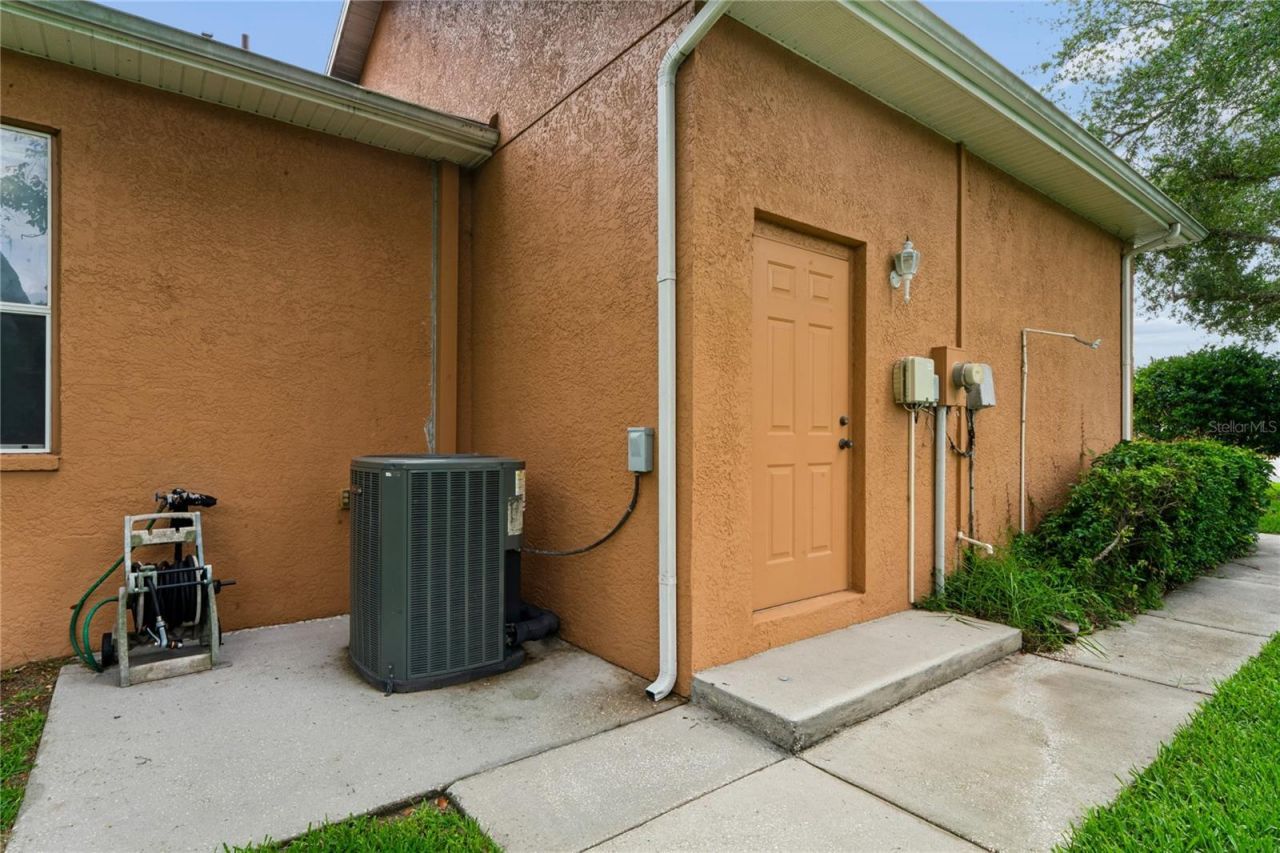 18915 Bascomb Lane , Hudson, FL 34667 Photo