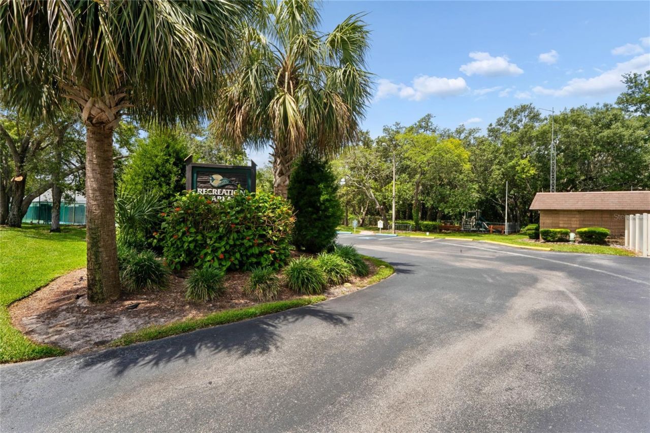 18915 Bascomb Lane , Hudson, FL 34667 Photo