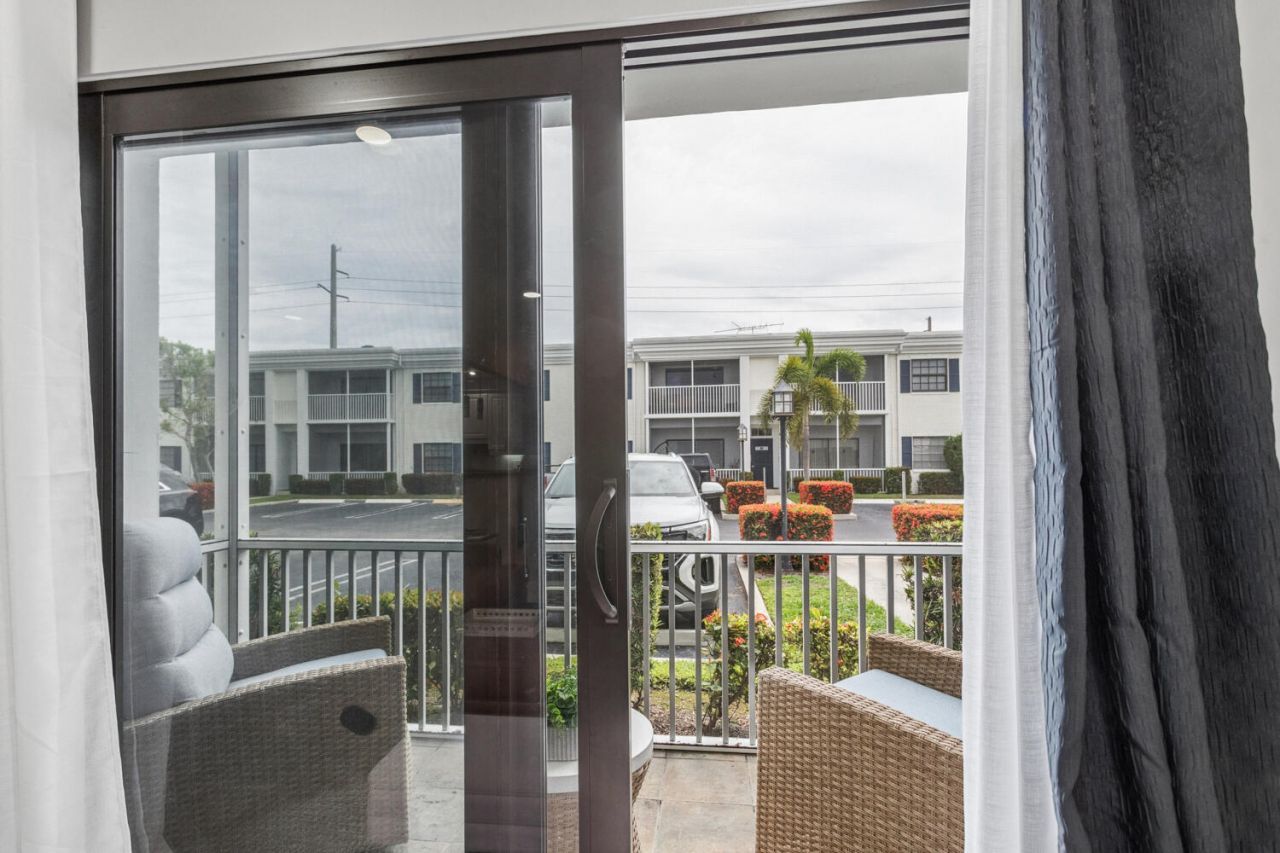 160 Cypress Club Drive, Unit 612, Pompano Beach, FL 33060 Photo