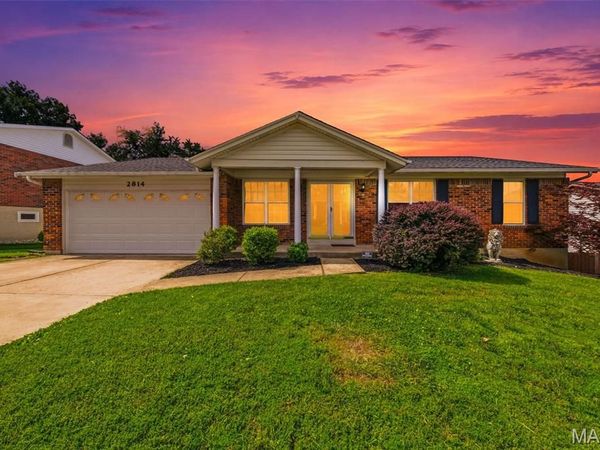 2814 Windford Drive , Oakville, MO 63129