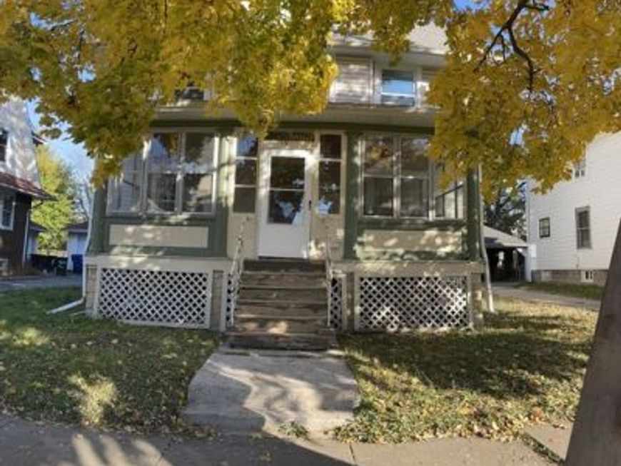 Main Photo