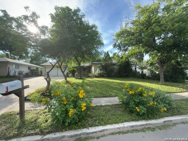 7011 WILDFERN ST, Leon Valley, TX 78238