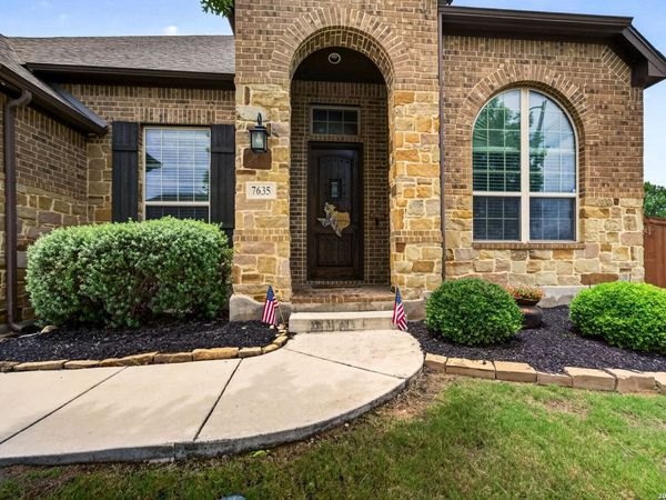 7635 Digges, San Antonio, TX 78254