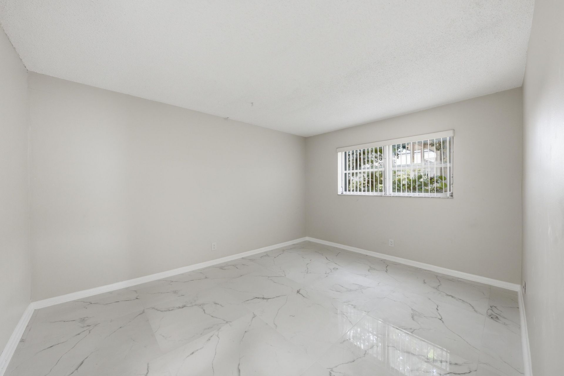 3000 Riverside Drive, Unit 201-1, Coral Springs, FL 33065 Photo