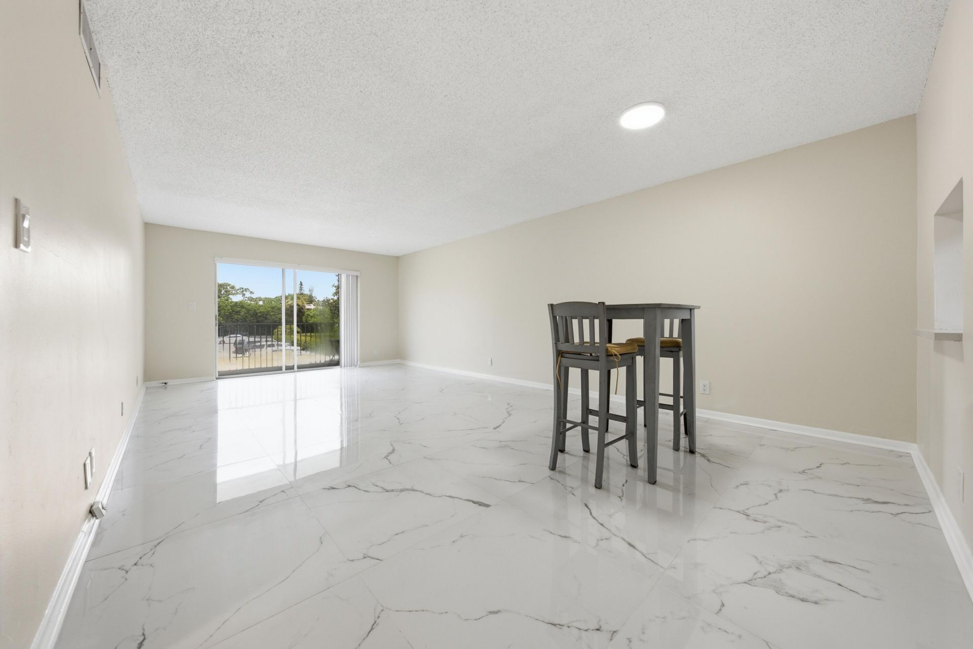 3000 Riverside Drive, Unit 201-1, Coral Springs, FL 33065 Photo