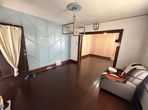 Main Photo