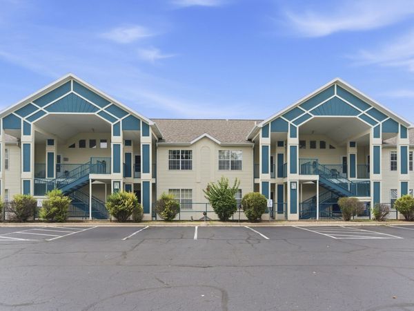 120 Spring Creek Court , Unit 32, Branson, MO 65616
