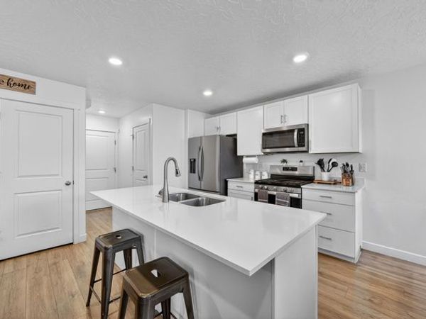 8580 W BOWIE DR, Magna, UT 84044