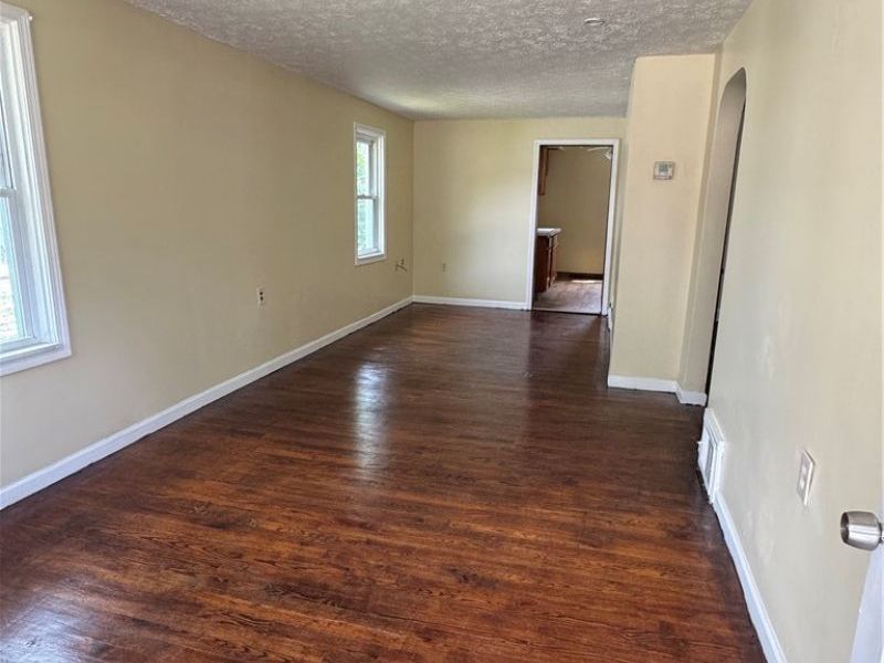 974 Wyley Avenue , Akron, OH 44306 Photo 2