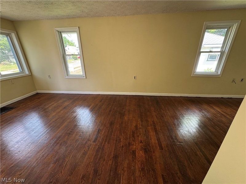 974 Wyley Avenue , Akron, OH 44306 Photo 6