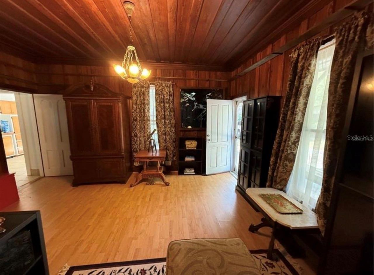 110 N Volusia Avenue , Pierson, FL 32180 Photo