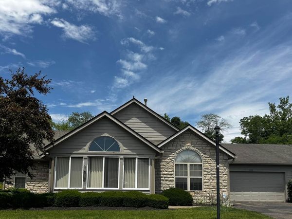 5778 Ravine Creek Drive, Unit 15, Grove City, OH 43123