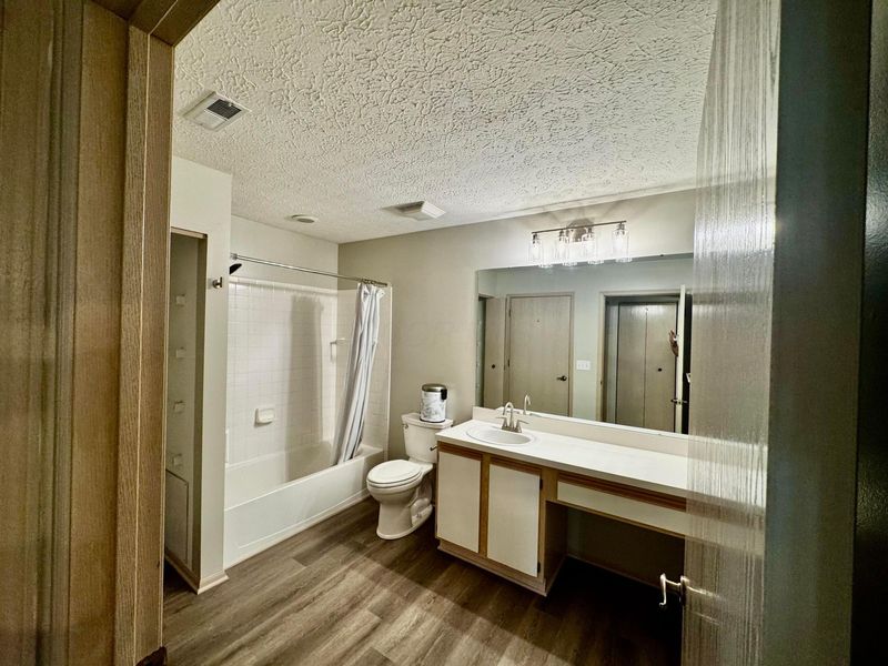5778 Ravine Creek Drive, Unit 15, Grove City, OH 43123 Photo 16