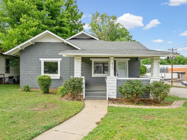 927 Crossland Ave, Clarksville, TN 37040