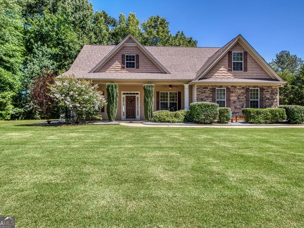 374 Austin Storey Circle, Newnan, GA 30263