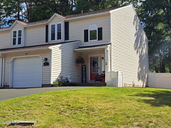 59 Deer Run Drive, Ballston Spa, NY 12020