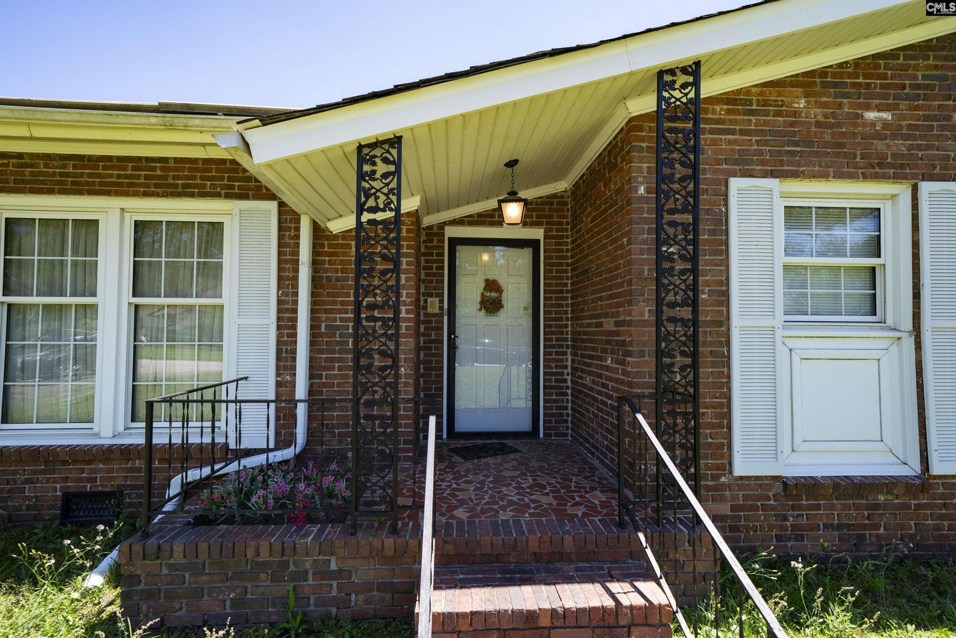 126 Burnsdowne Road  Photo 6