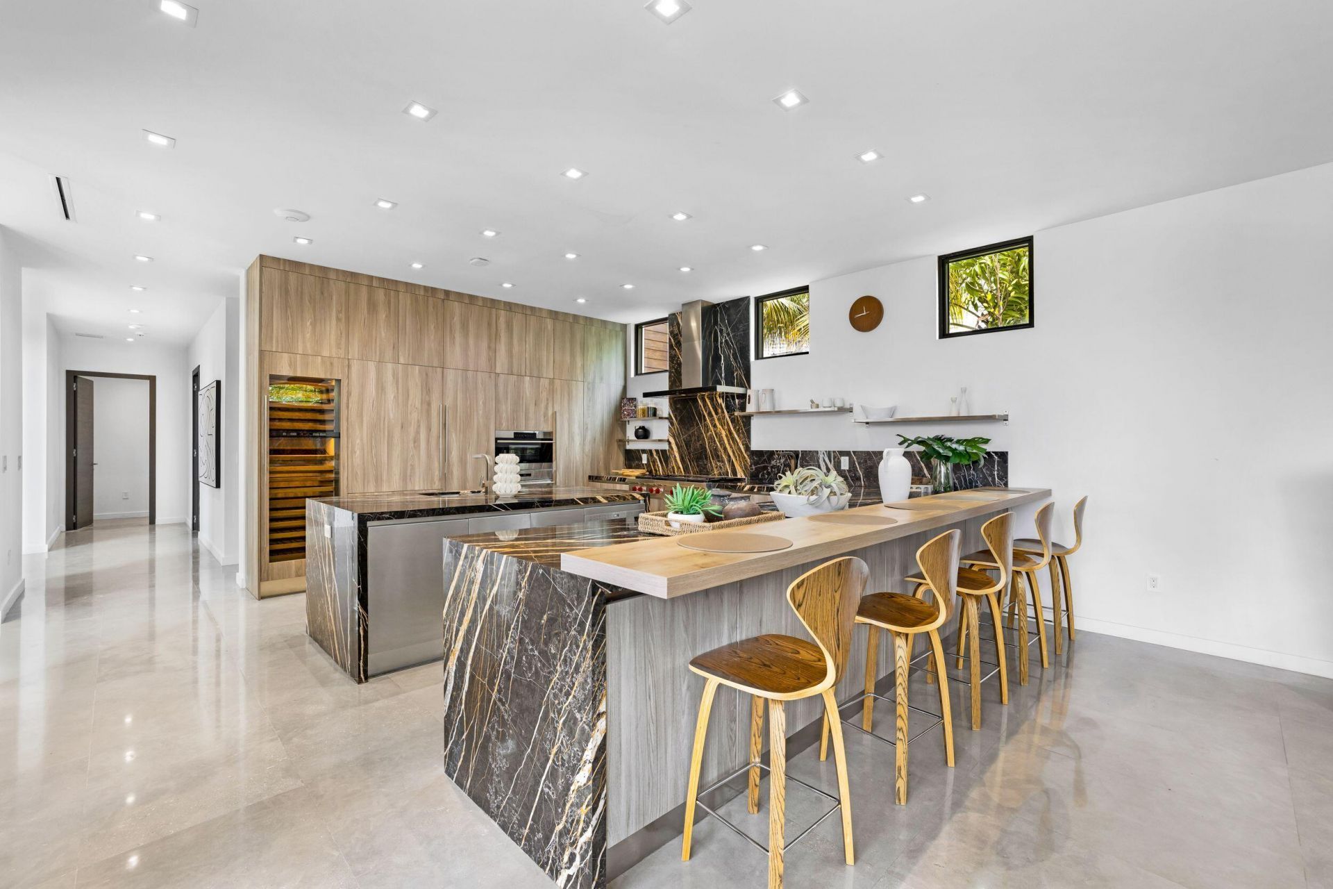 3462 NE 171st Street, North Miami Beach, FL 33160 Photo