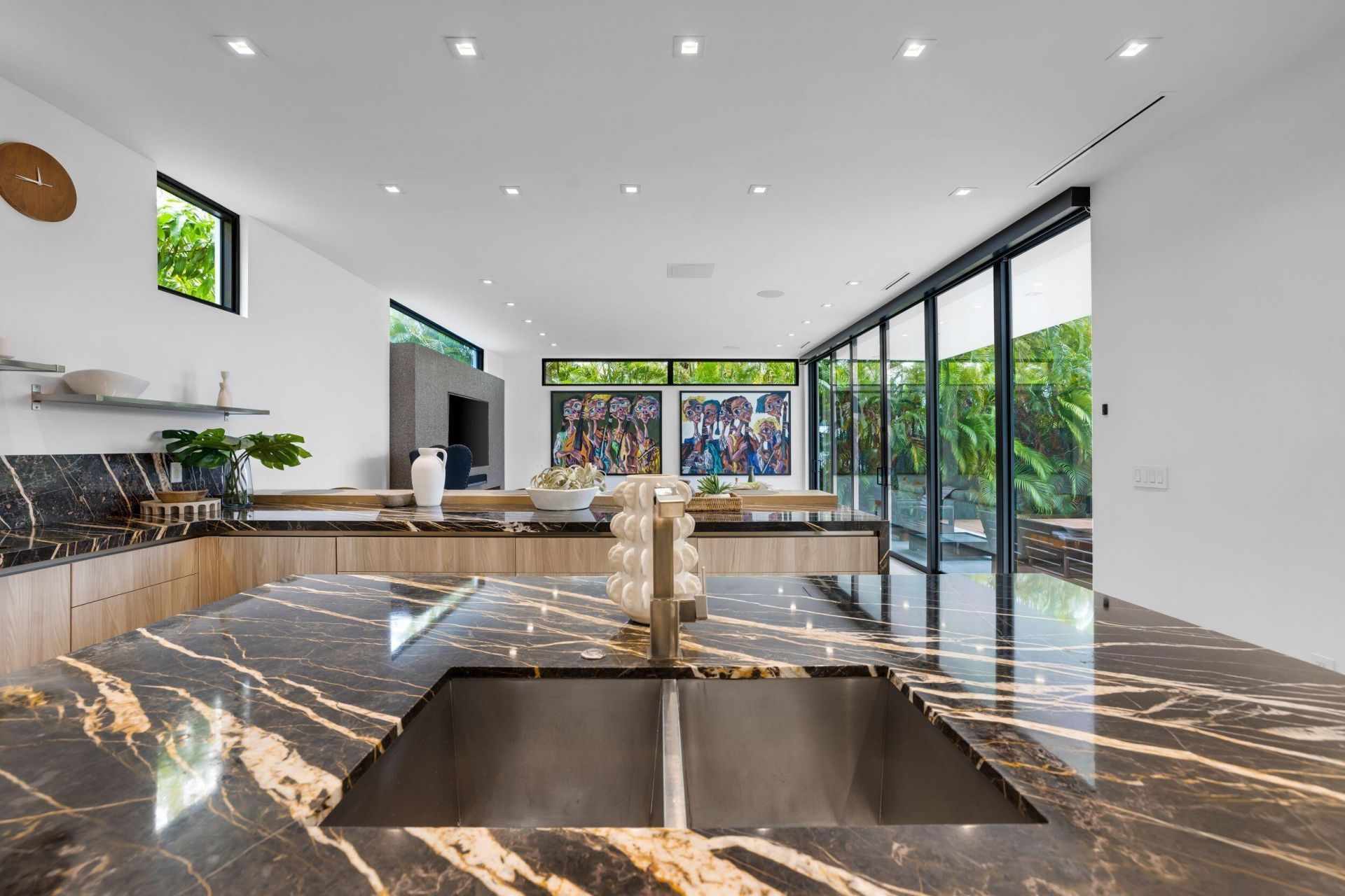 3462 NE 171st Street, North Miami Beach, FL 33160 Photo