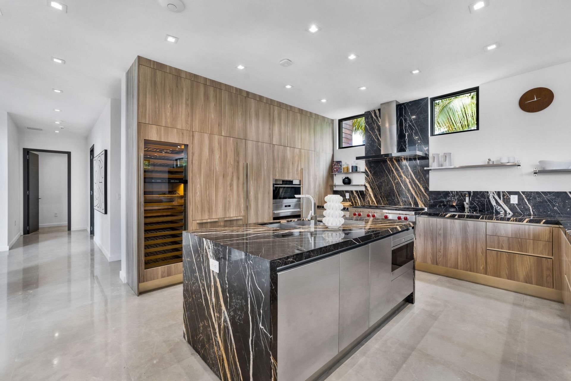 3462 NE 171st Street, North Miami Beach, FL 33160 Photo