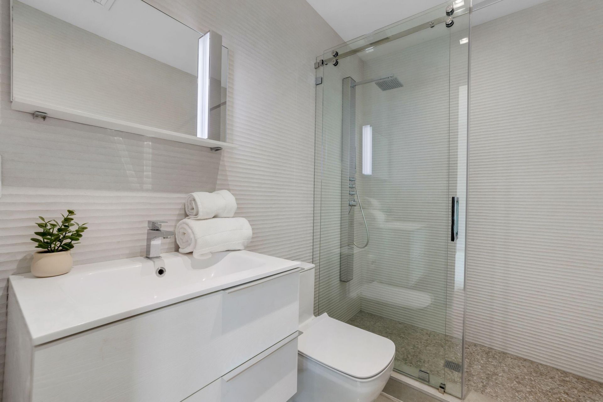 3462 NE 171st Street, North Miami Beach, FL 33160 Photo