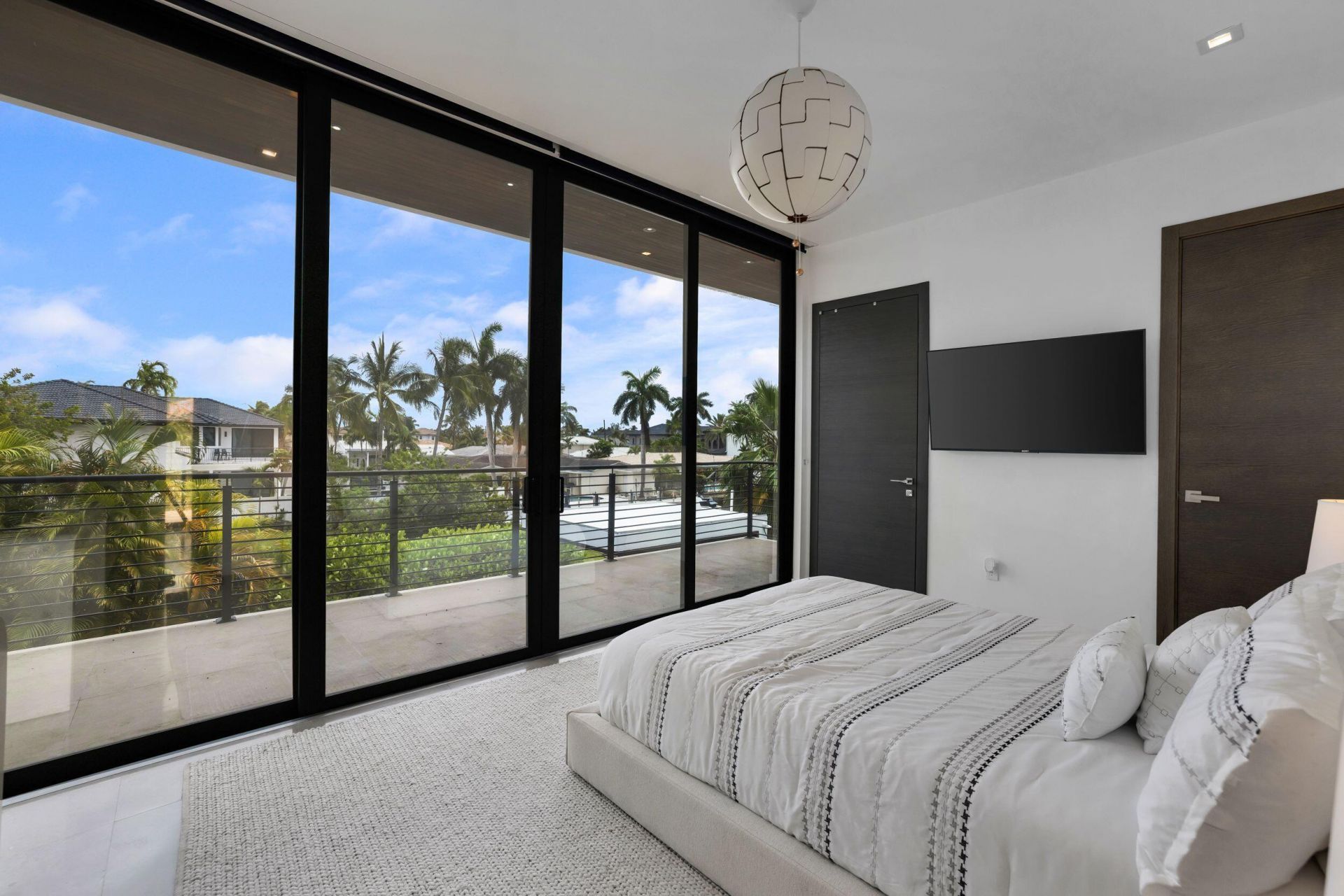 3462 NE 171st Street, North Miami Beach, FL 33160 Photo
