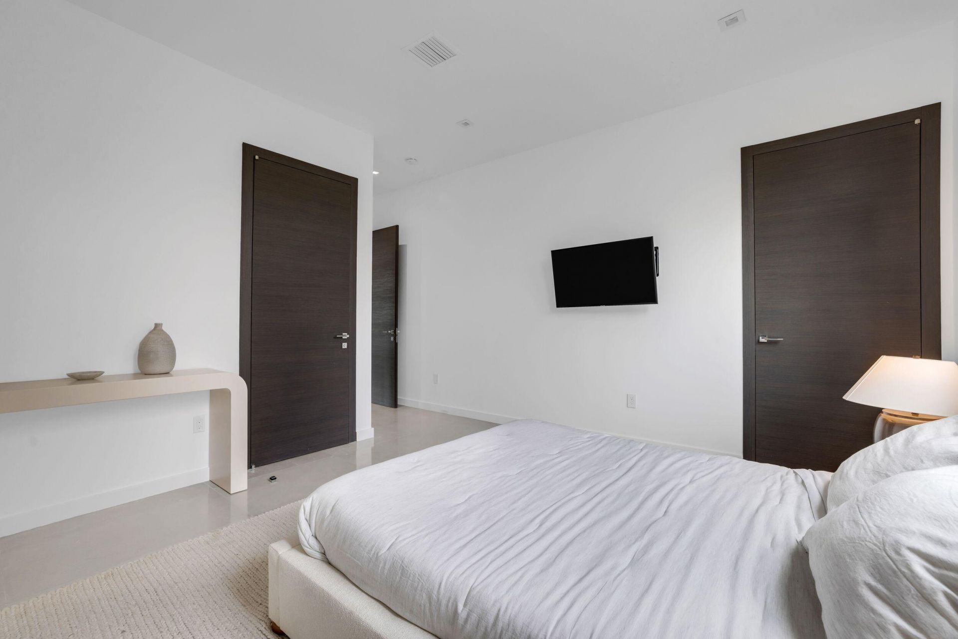 3462 NE 171st Street, North Miami Beach, FL 33160 Photo