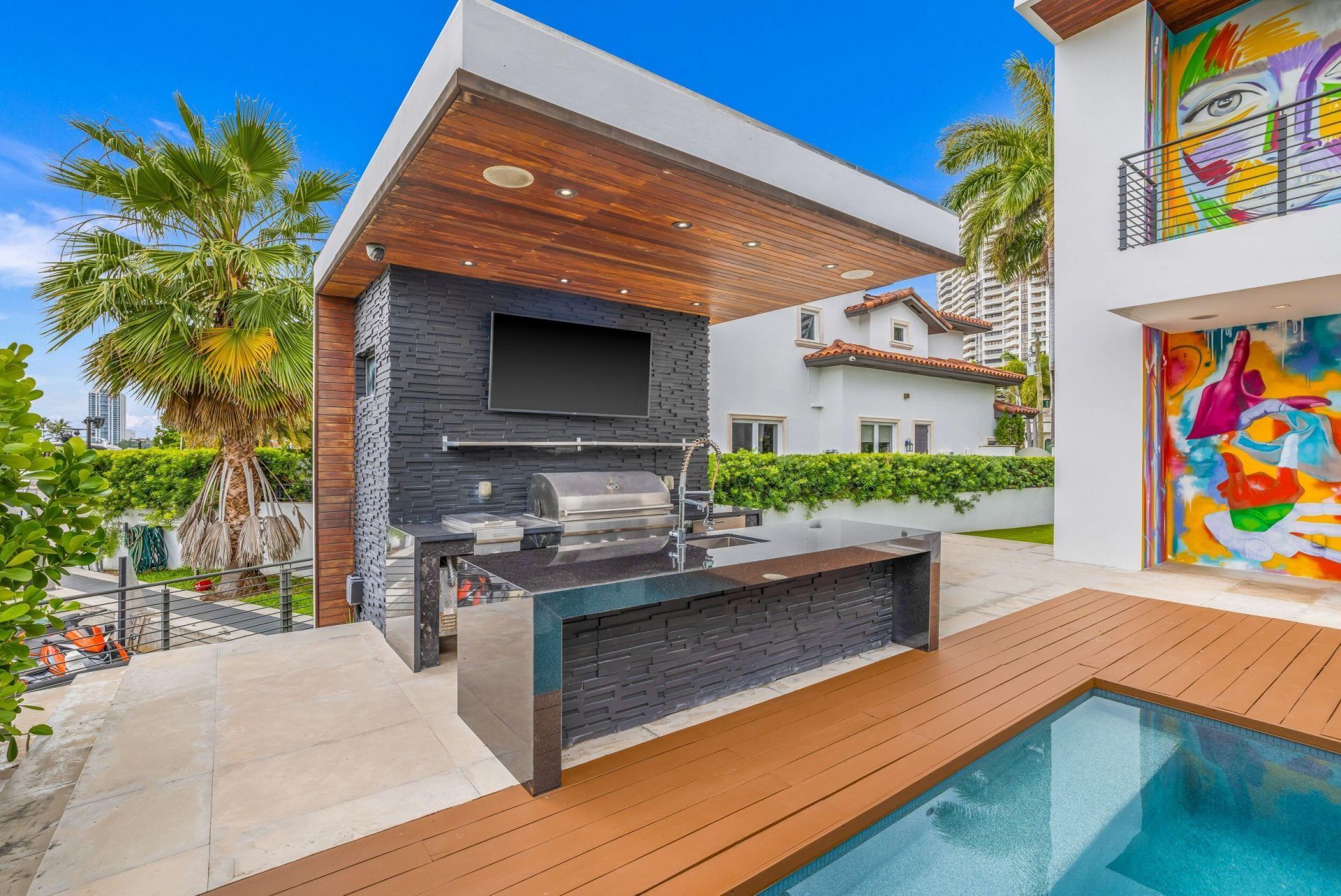 3462 NE 171st Street, North Miami Beach, FL 33160 Photo