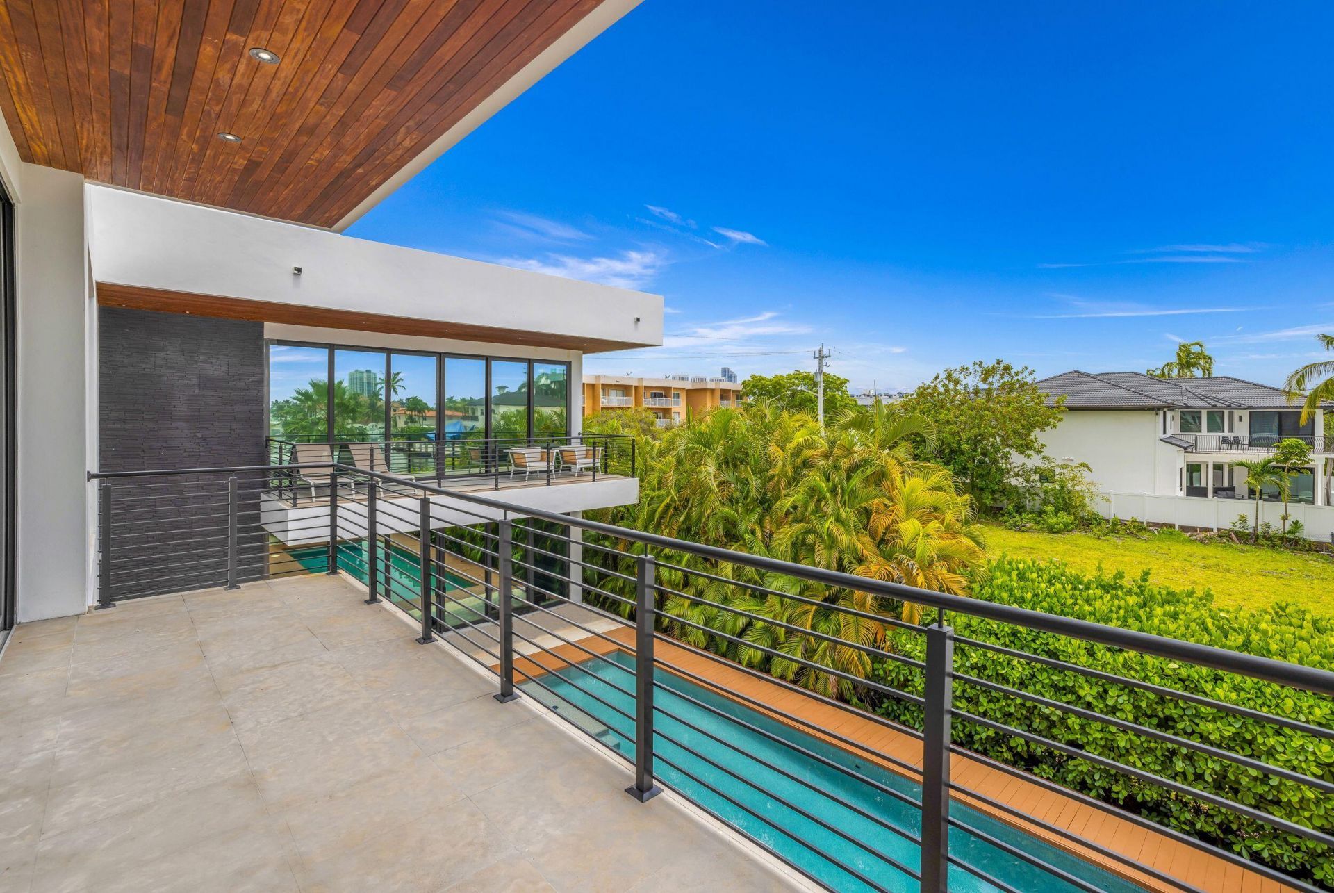 3462 NE 171st Street, North Miami Beach, FL 33160 Photo