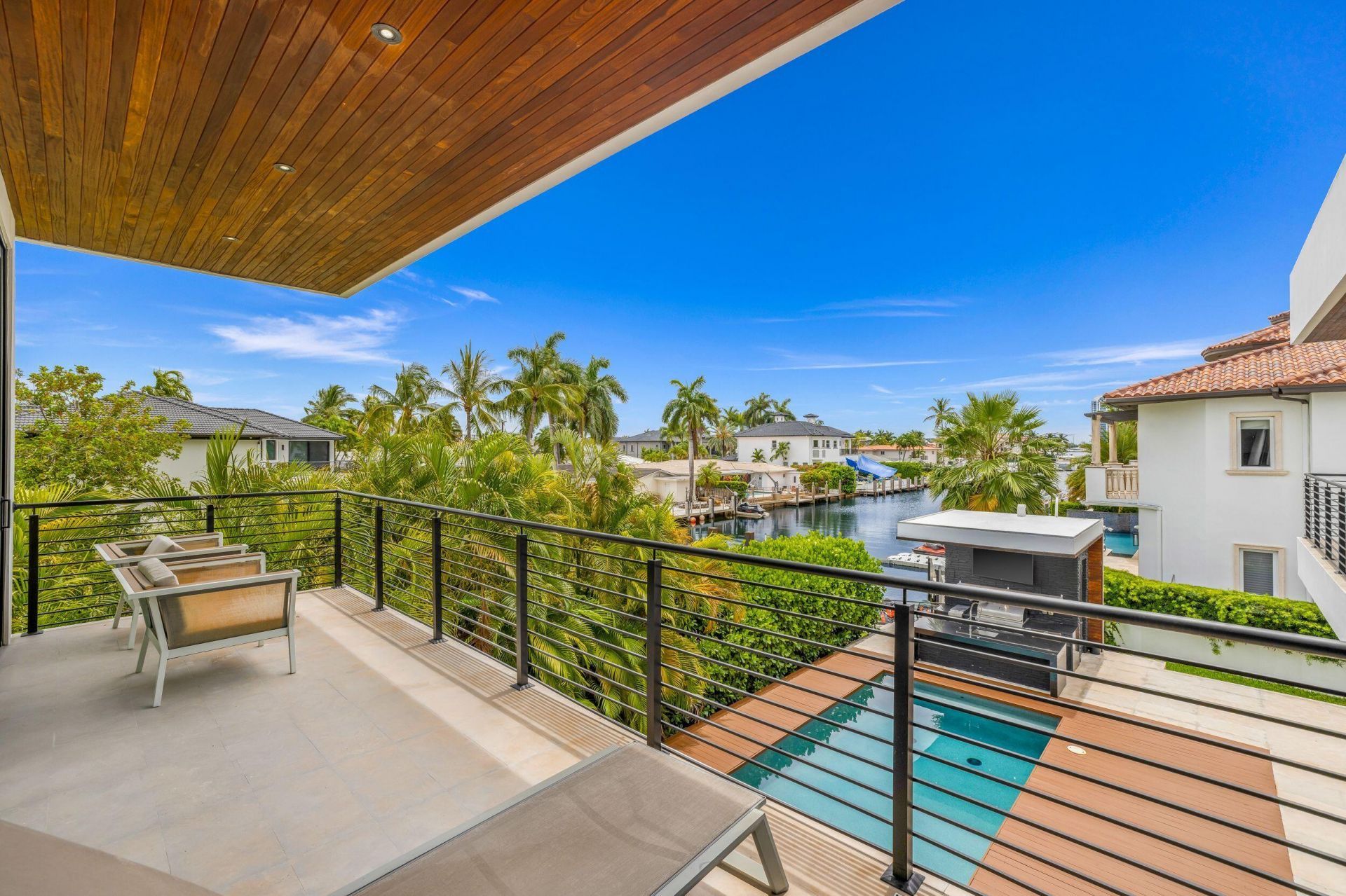 3462 NE 171st Street, North Miami Beach, FL 33160 Photo