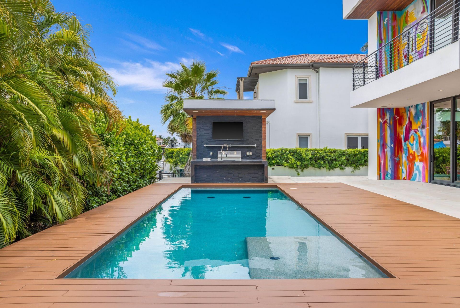 3462 NE 171st Street, North Miami Beach, FL 33160 Photo