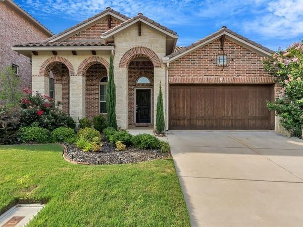 307 Palacio Street, Irving, TX 75039